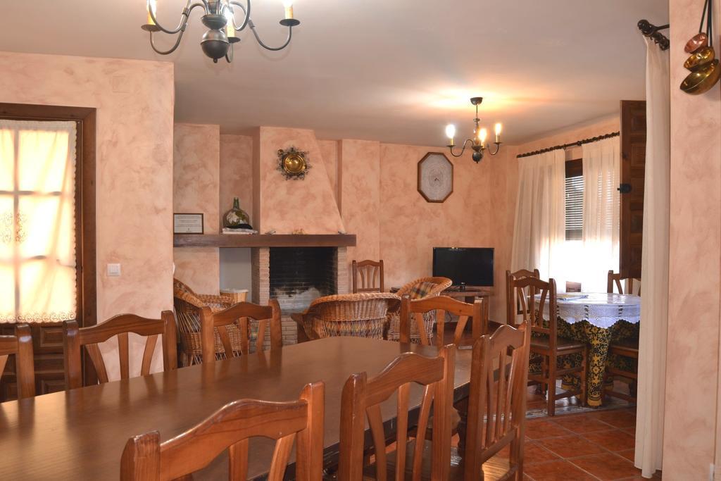 La Casa De Las Parrillas Pensionat Cañamares Værelse billede